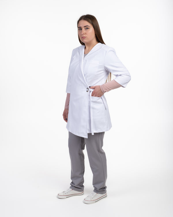 Medicininis moteriškas surišamas švarkelis (Tunika)